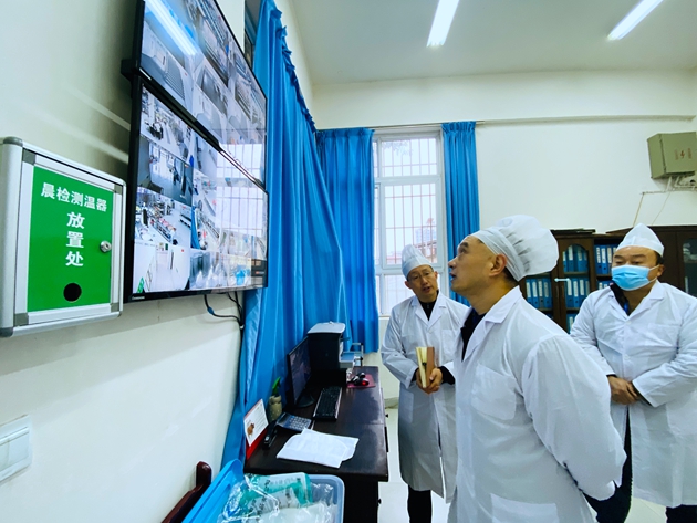 1640913570834164.jpg 繼光實(shí)驗(yàn)學(xué)校接受省級(jí)安全發(fā)展示范城市督導(dǎo)評(píng)估2.jpg